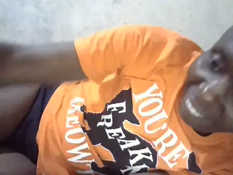 Snapshot of Pinky_diva chatting on June 1, 2026, 6:20 pm Pinky diva online show from June 1, 2026, 6:20 pm