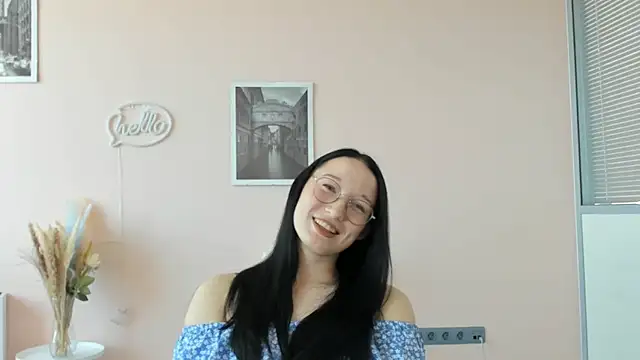 TaColemon online show from May 17, 2026, 11:39 am