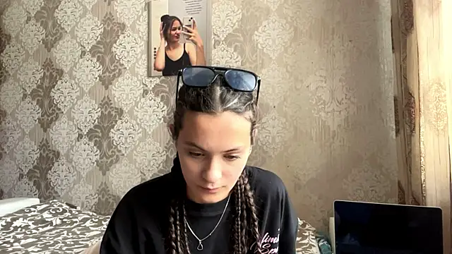 MarlynSiefkes online show from July 20, 2026, 10:18 am