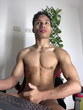 NelModel1 online show from June 3, 2026, 11:02 am