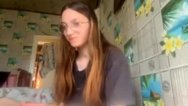 Snapshot of SparkleJebb chatting on June 9, 2026, 3:12 pm SparkleJebb online show from June 9, 2026, 3:12 pm