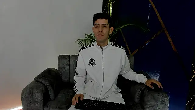 Snapshot of sexy_hairy1 chatting on June 26, 2026, 11:25 am sexy hairy1 online show from June 26, 2026, 11:25 am