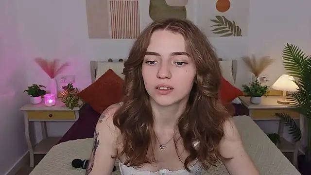 Snapshot of TayloryStar chatting on July 3, 2026, 12:00 pm TayloryStar online show from July 3, 2026, 12:00 pm