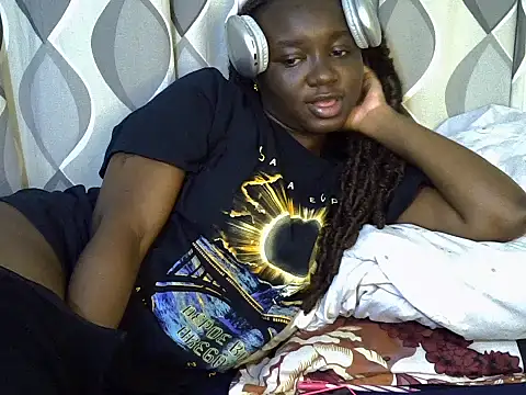 Snapshot of cute_gee5 chatting on June 24, 2026, 9:19 am cute gee5 online show from June 24, 2026, 9:19 am