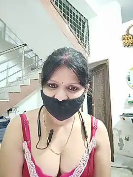Snapshot of ZOYA-STRIP chatting on June 12, 2026, 8:19 pm ZOYA-STRIP online show from June 12, 2026, 8:19 pm