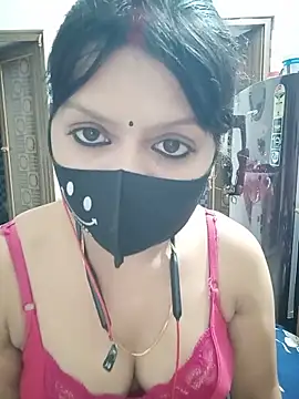Snapshot of ZOYA-STRIP chatting on June 20, 2026, 3:59 pm ZOYA-STRIP online show from June 20, 2026, 3:59 pm