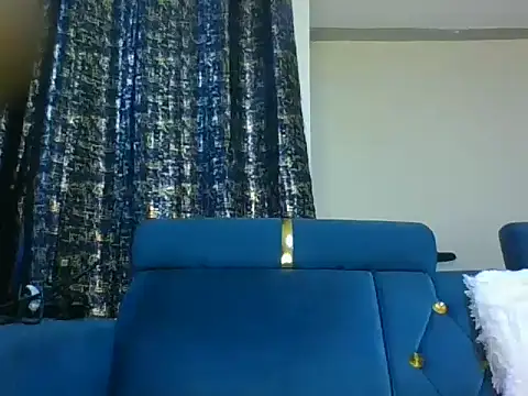 Snapshot of summerdivah chatting on May 25, 2026, 2:56 pm summerdivah online show from May 25, 2026, 2:56 pm