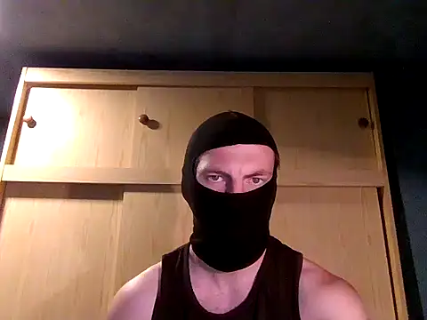 Snapshot of beuker22 chatting on June 27, 2026, 10:59 pm beuker22 online show from June 27, 2026, 10:59 pm