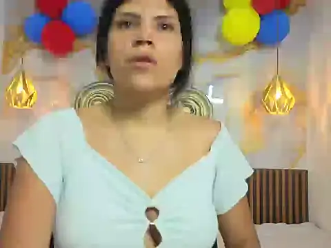Snapshot of VenusCeleste chatting on June 27, 2026, 2:38 am VenusCeleste online show from June 27, 2026, 2:38 am