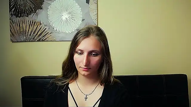 Jenny smille  online show from July 7, 2026, 6:47 am