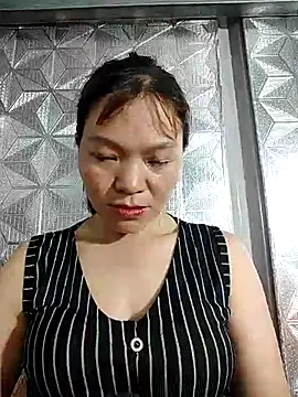 Snapshot of lya_sexyy chatting on June 14, 2026, 3:58 pm lya sexyy online show from June 14, 2026, 3:58 pm