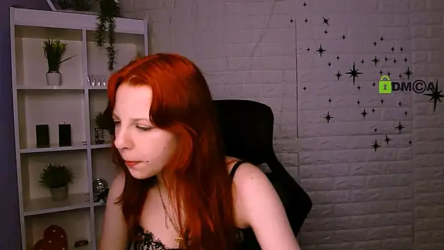 Snapshot of kriss_babyyy chatting on June 13, 2026, 7:23 pm kriss babyyy online show from June 13, 2026, 7:23 pm