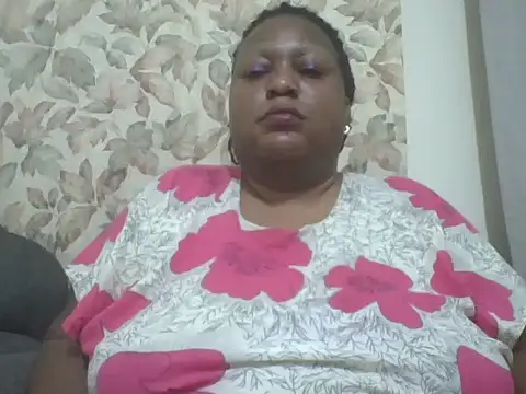 fat ebonyqueen online show from June 21, 2026, 9:50 pm