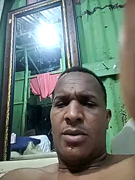 Snapshot of luis391986 chatting on May 31, 2026, 4:42 am luis391986 online show from May 31, 2026, 4:42 am