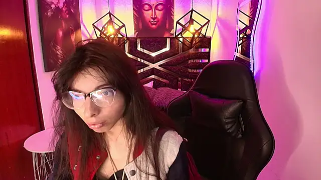 Allyshon  online show from June 22, 2026, 7:33 pm