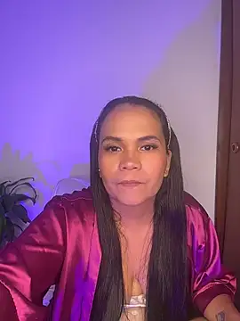 Snapshot of NoahJade chatting on June 10, 2026, 9:25 pm NoahJade online show from June 10, 2026, 9:25 pm