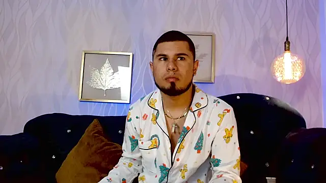 Snapshot of dominikvega chatting on June 25, 2026, 6:34 pm dominikvega online show from June 25, 2026, 6:34 pm