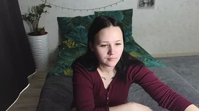 Snapshot of Tori_cute chatting on June 16, 2026, 2:36 am Tori cute online show from June 16, 2026, 2:36 am