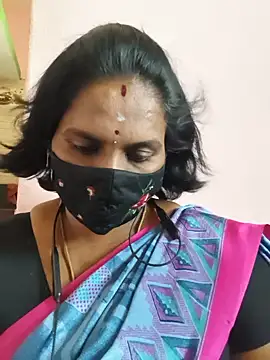 Snapshot of CuteTamizhachi chatting on July 8, 2026, 5:12 am CuteTamizhachi online show from July 8, 2026, 5:12 am