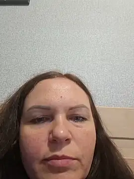 Snapshot of Meri_a chatting on June 14, 2026, 5:37 pm Meri a online show from June 14, 2026, 5:37 pm