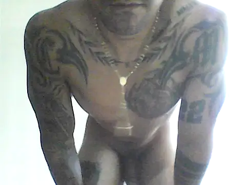 Snapshot of musclebody12 chatting on May 19, 2026, 9:32 pm musclebody12 online show from May 19, 2026, 9:32 pm