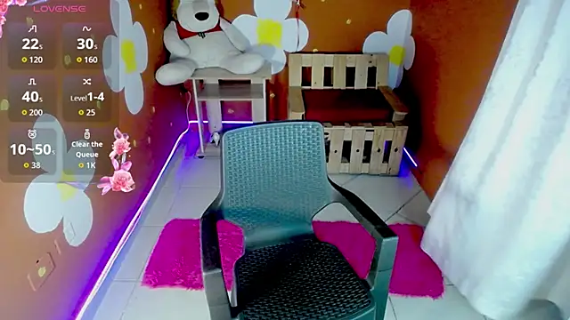 ashly litlle online show from June 2, 2026, 7:16 pm