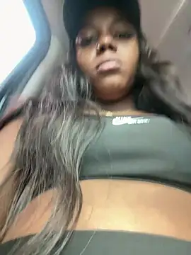 SHADDAY77 online show from May 22, 2026, 4:12 pm