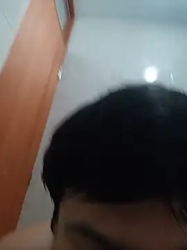 hugodanger online show from August 3, 2026, 2:32 am