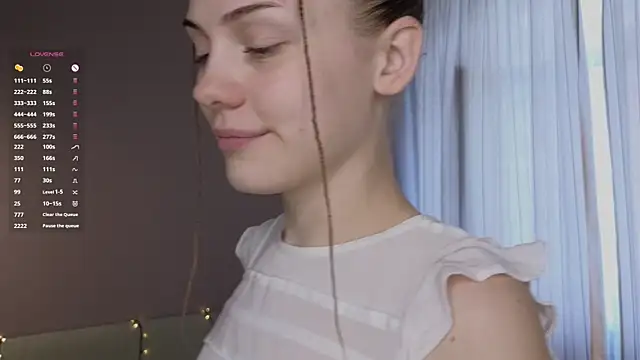 DivaCrystal  online show from June 24, 2026, 7:29 am