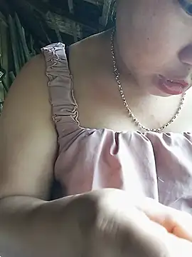 Snapshot of Lyvanmay- chatting on July 2, 2026, 2:22 am Lyvanmay- online show from July 2, 2026, 2:22 am