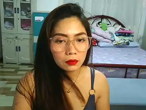 Sexynica online show from May 24, 2026, 12:43 pm