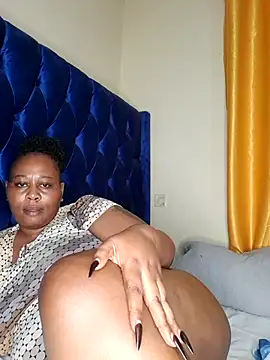 luppy5 online show from May 28, 2026, 2:09 am