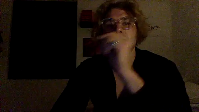 Snapshot of Sir_Jo chatting on June 17, 2026, 10:10 pm Sir Jo online show from June 17, 2026, 10:10 pm