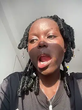 ebonycurvedass online show from June 14, 2026, 2:30 pm