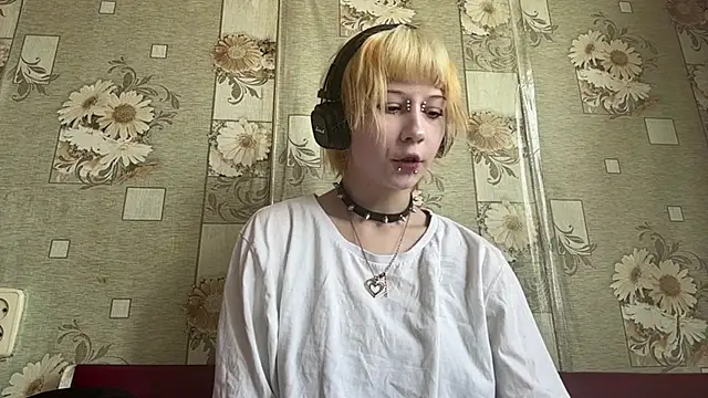 Snapshot of FatimahFroman chatting on May 21, 2026, 9:38 am FatimahFroman online show from May 21, 2026, 9:38 am