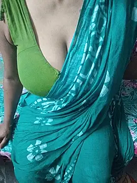 radhikagupta345 online show from May 28, 2026, 3:31 pm