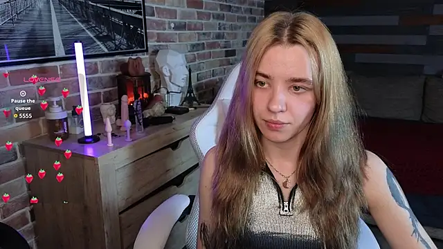 Snapshot of eva_swetty chatting on June 11, 2026, 9:24 pm eva swetty online show from June 11, 2026, 9:24 pm