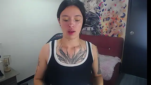 Lucia evans22 online show from July 3, 2026, 8:37 pm