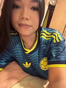 Snapshot of maria_lunag chatting on June 18, 2026, 2:34 am maria lunag online show from June 18, 2026, 2:34 am