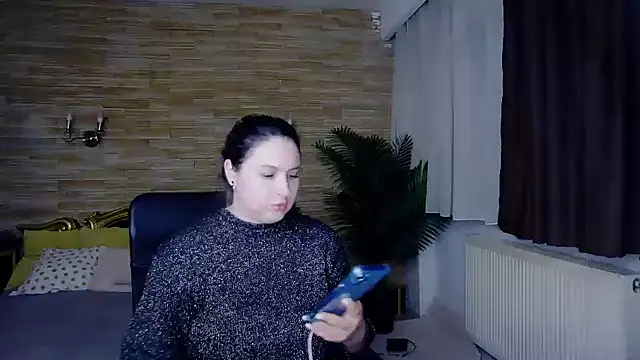 Snapshot of MiraHaze chatting on March 2, 2025, 9:22 pm MiraHaze online show from March 2, 2025, 9:22 pm