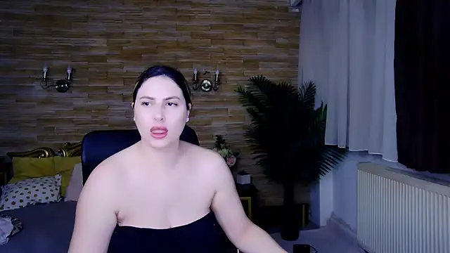 Snapshot of MiraHaze chatting on March 5, 2025, 4:46 pm MiraHaze online show from March 5, 2025, 4:46 pm