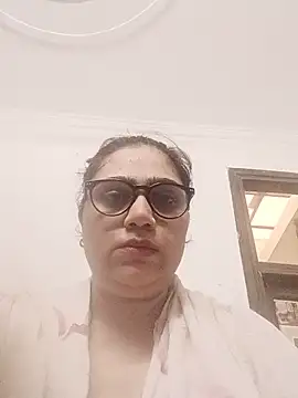 Snapshot of yourchahat27 chatting on June 11, 2026, 12:32 am yourchahat27 online show from June 11, 2026, 12:32 am