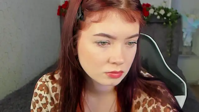 MelissaMay   online show from June 19, 2026, 10:13 pm