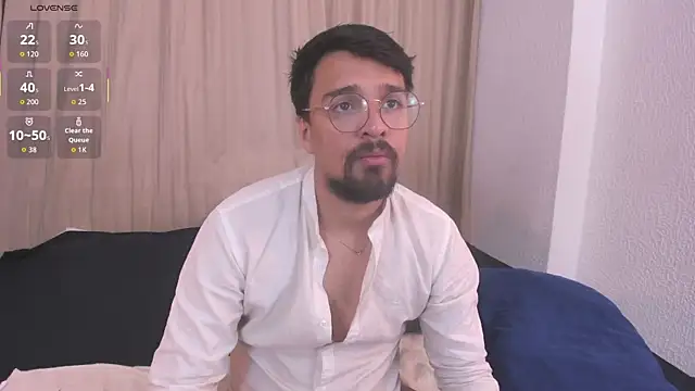Snapshot of max_ed chatting on June 29, 2026, 11:43 am max ed online show from June 29, 2026, 11:43 am