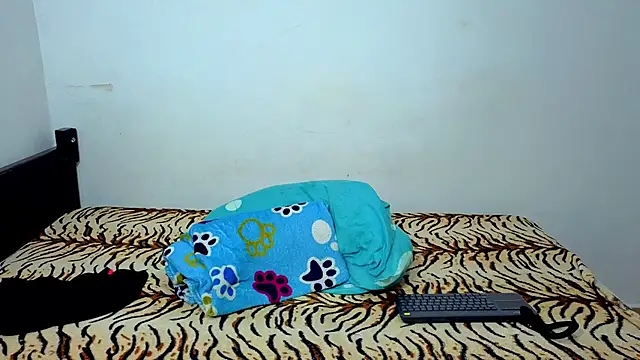 Snapshot of Luke_Muscle chatting on June 14, 2026, 2:30 pm Luke Muscle online show from June 14, 2026, 2:30 pm