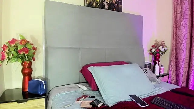Snapshot of barbie_devon chatting on June 22, 2026, 8:17 pm barbie devon online show from June 22, 2026, 8:17 pm
