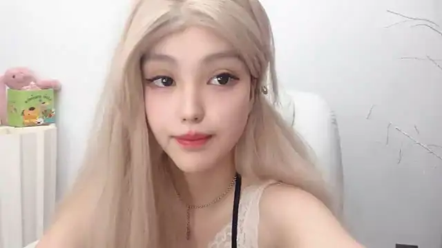 jiangjiang2005 online show from June 15, 2026, 5:59 pm