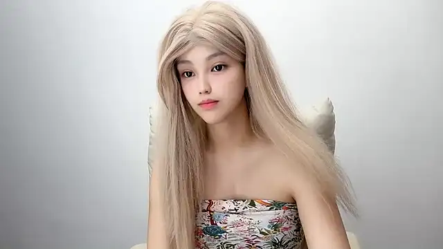 jiangjiang2005 online show from July 5, 2026, 4:25 pm