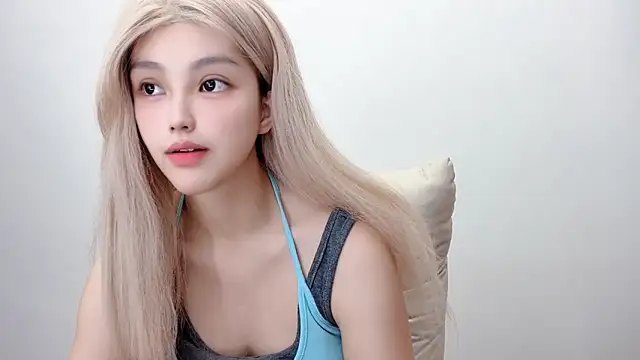 jiangjiang2005 online show from July 12, 2026, 6:21 pm
