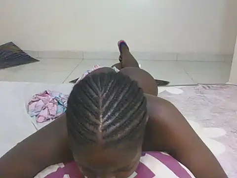 Snapshot of shugabaibe chatting on June 25, 2026, 4:23 am shugabaibe online show from June 25, 2026, 4:23 am